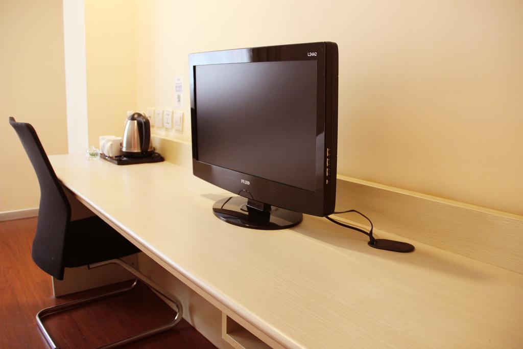 Hanting Express Shenyang Longemont Square Room photo
